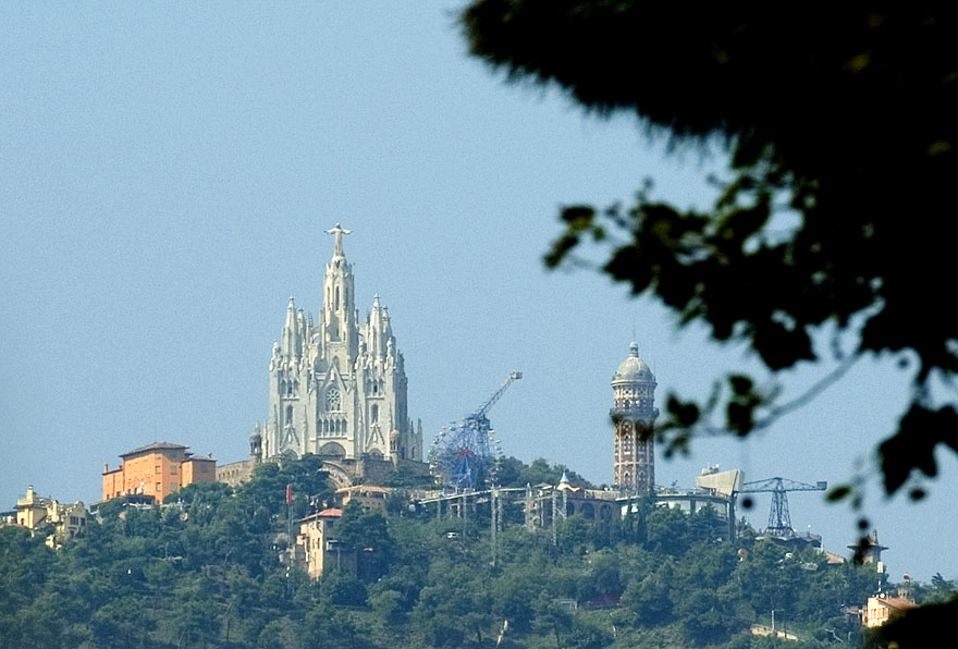 043 Tibidabo from along Avinguda Diagonal